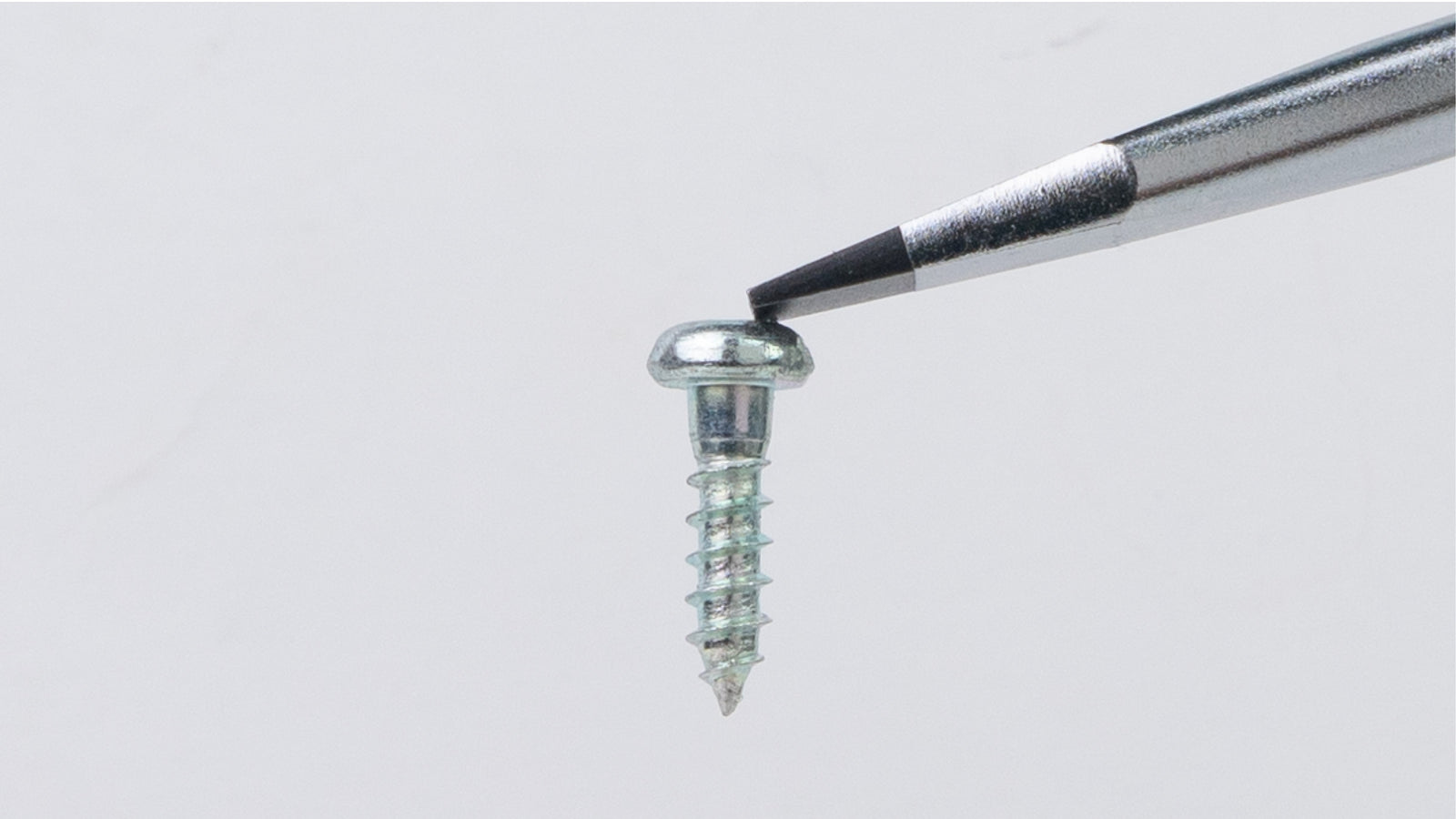 ツノダ  ハンドル絶縁貫通ドライバー  -6×100【DD-M6100】